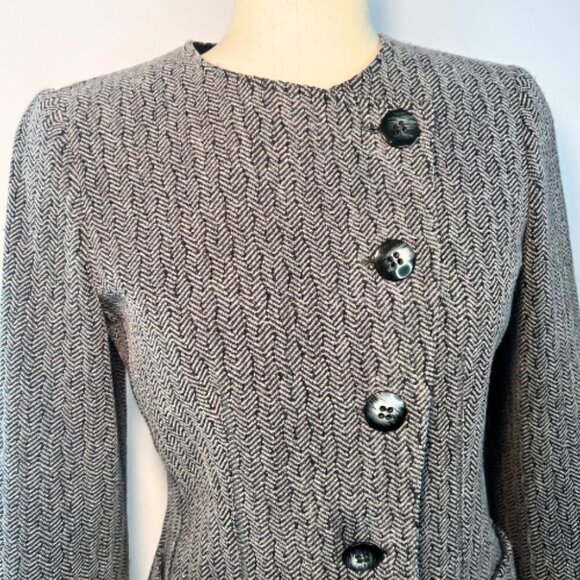ARMANI COLLEZIONI Wool Herringbone Blazer Jacket Asymmetrical Buttons Size 4 - Picture 3 of 16